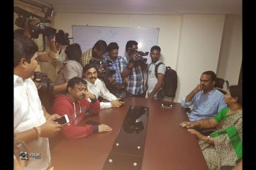 RGV Meeting With Vangaveeti Family